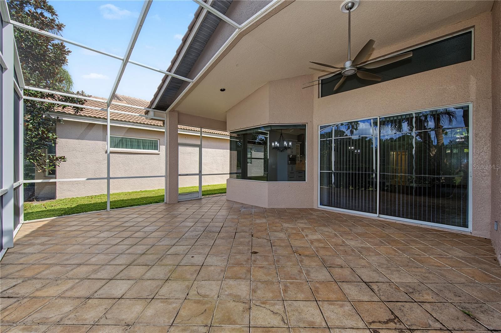 Lanai - 4008 SILK OAK LN, PALM HARBOR