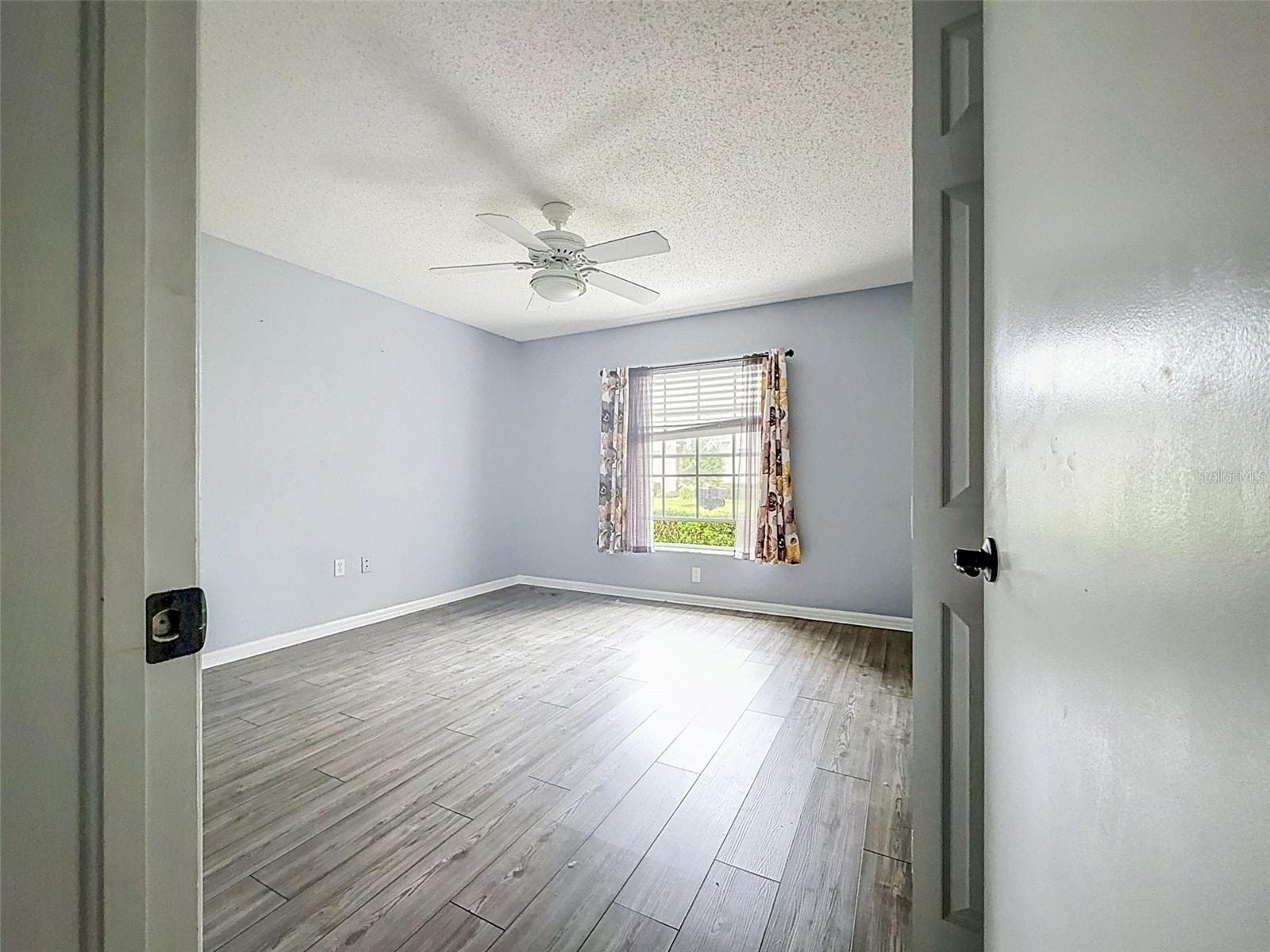 2nd Bedroom - 18709 SUMMERSONG DR, HUDSON