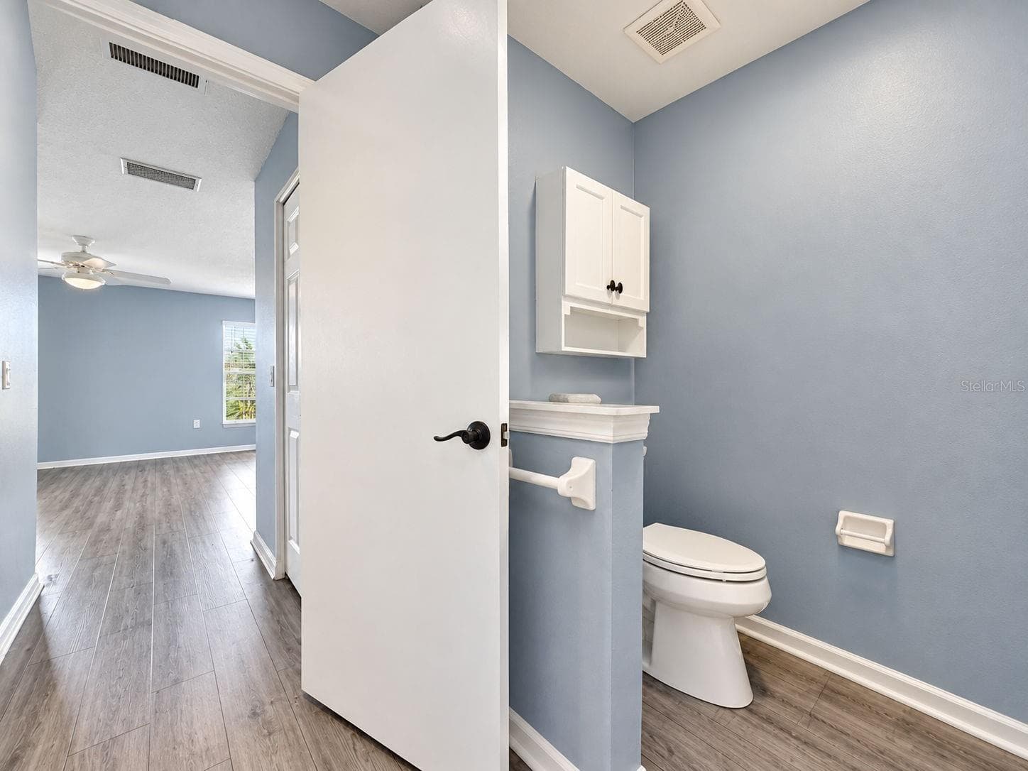 Primary Bathroom - 18709 SUMMERSONG DR, HUDSON