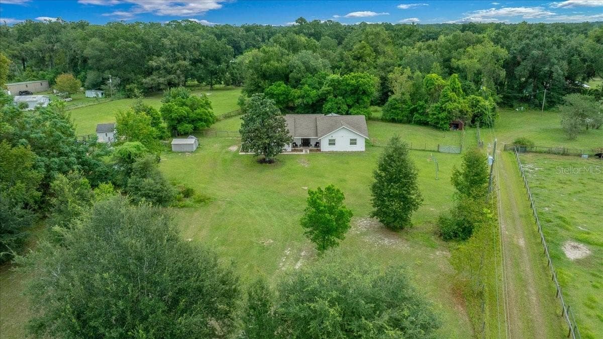 Perfect for Your horse! - 14871 SE 41ST CT, SUMMERFIELD