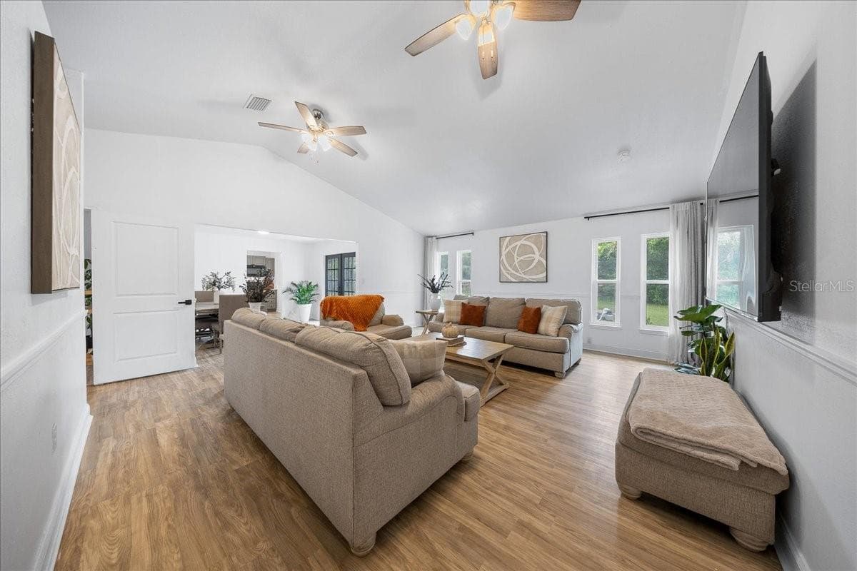 Living Room - 14871 SE 41ST CT, SUMMERFIELD