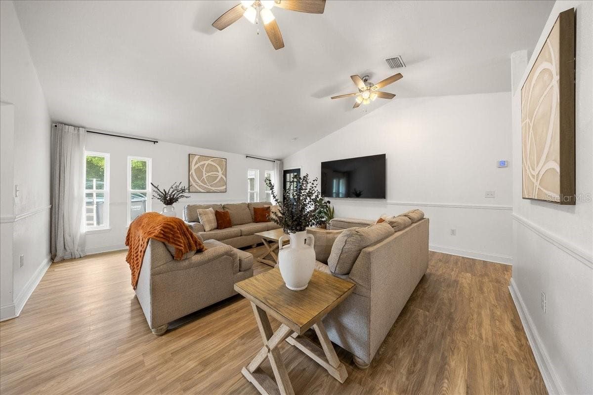 Living Room - 14871 SE 41ST CT, SUMMERFIELD