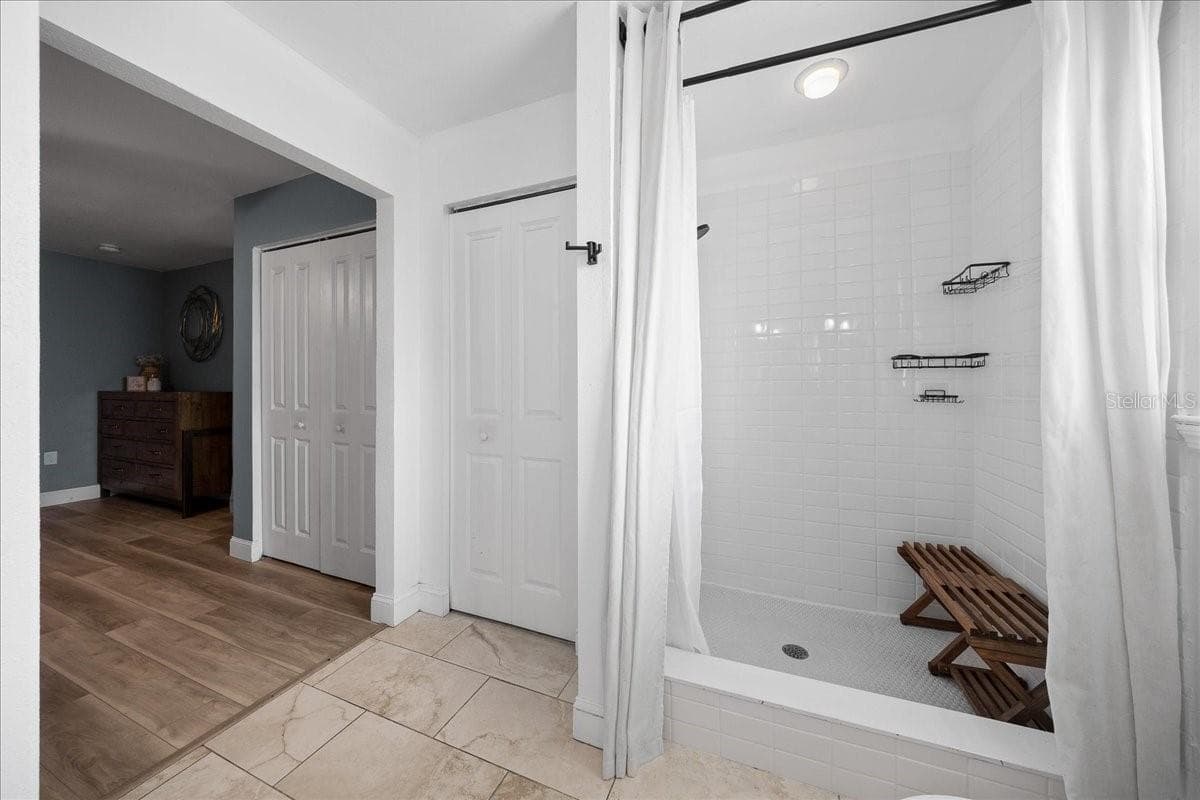 Primary Bathroom - 14871 SE 41ST CT, SUMMERFIELD