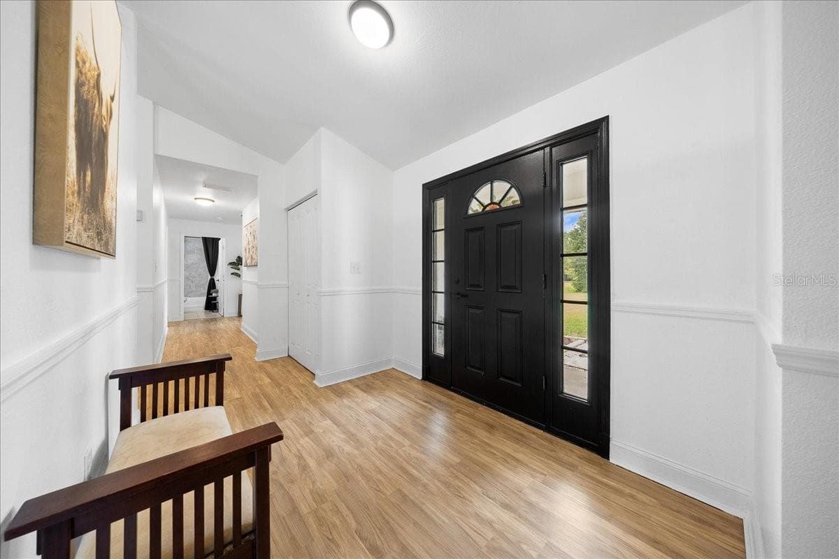 Foyer Entry - 14871 SE 41ST CT, SUMMERFIELD