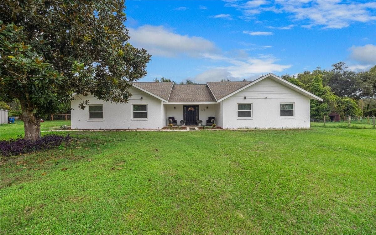 Front of the house - 14871 SE 41ST CT, SUMMERFIELD
