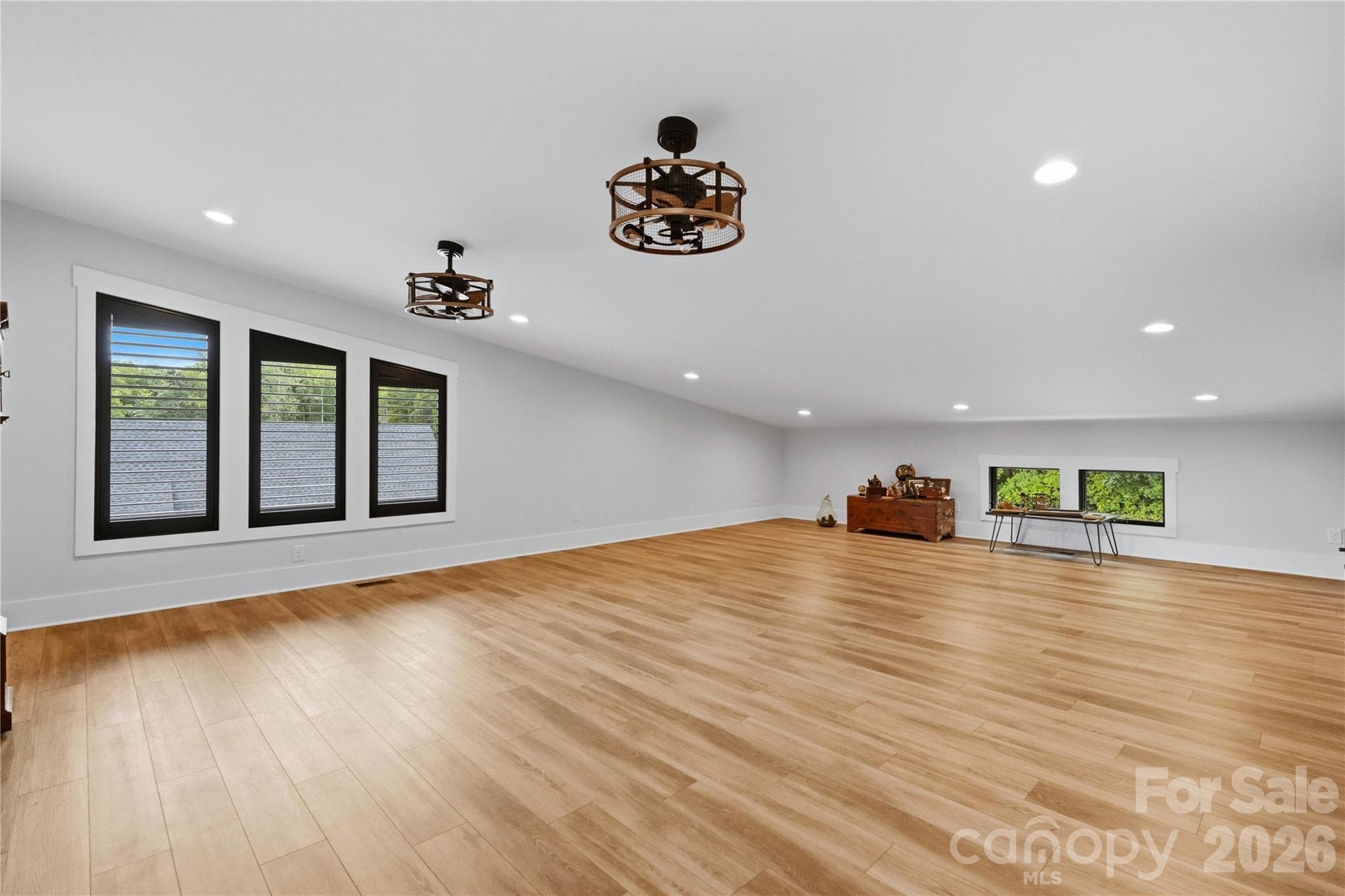 Bonus room, perfect theatre room. - 644 Normandy Road, Mooresville