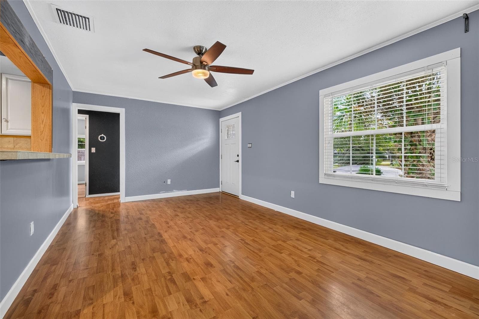 Single Family Residence at 3201 11TH AVE N, ST PETERSBURG, photo 3 of 24