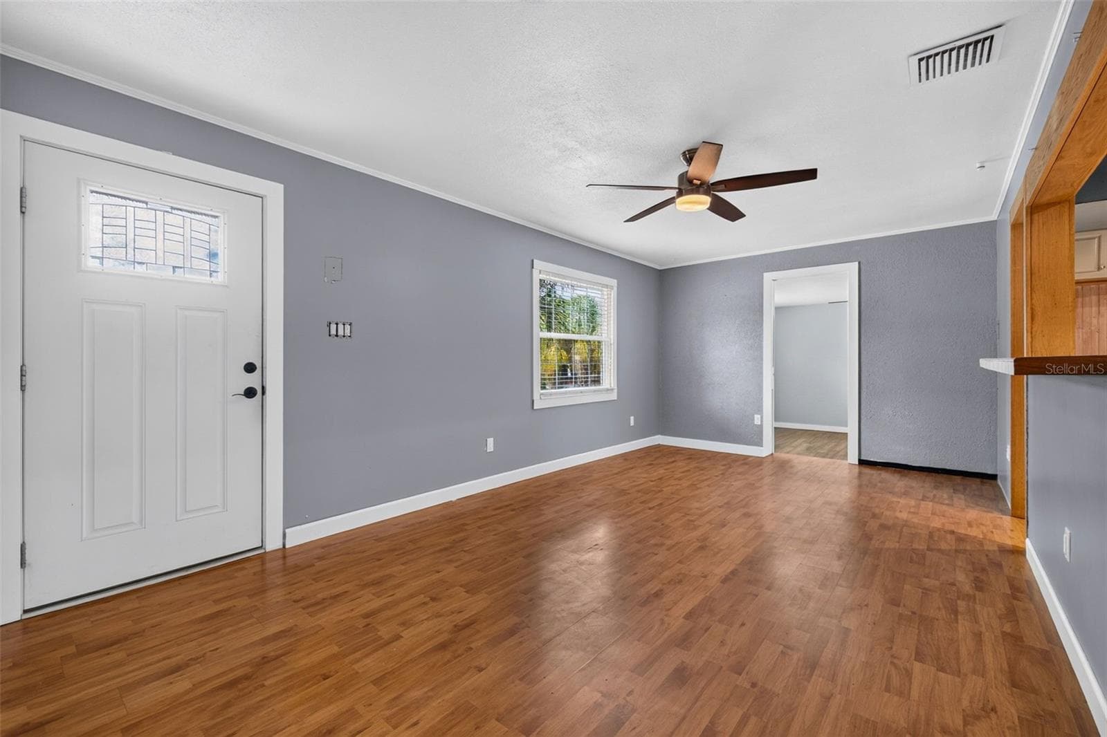Single Family Residence at 3201 11TH AVE N, ST PETERSBURG, photo 5 of 24