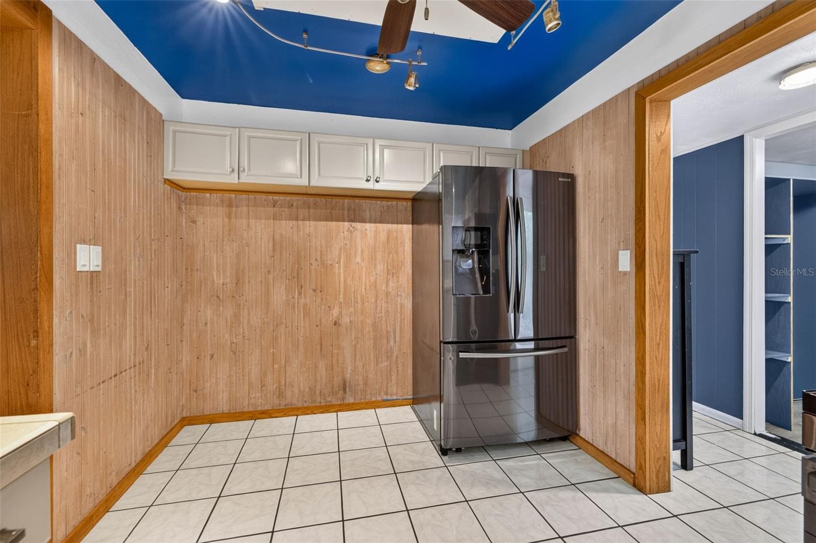 Single Family Residence at 3201 11TH AVE N, ST PETERSBURG, photo 10 of 24