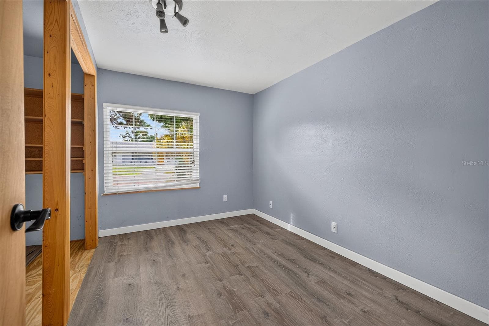 Single Family Residence at 3201 11TH AVE N, ST PETERSBURG, photo 15 of 24