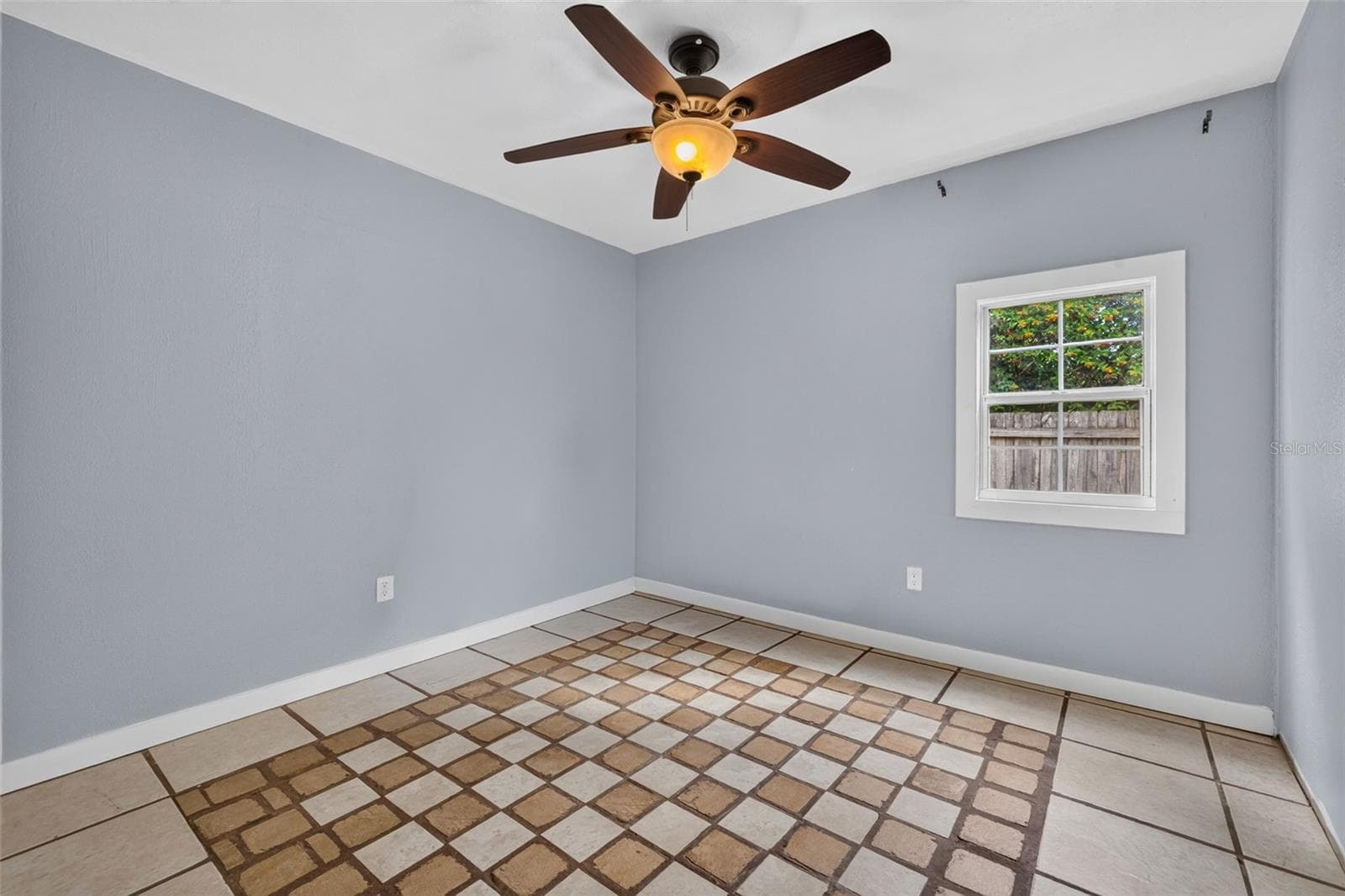 Single Family Residence at 3201 11TH AVE N, ST PETERSBURG, photo 17 of 24