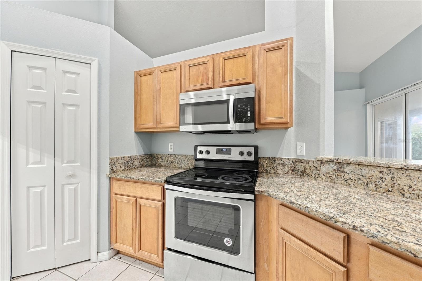 Single Family Residence at 39914 SUNBEAM WAY, LADY LAKE, photo 8 of 25