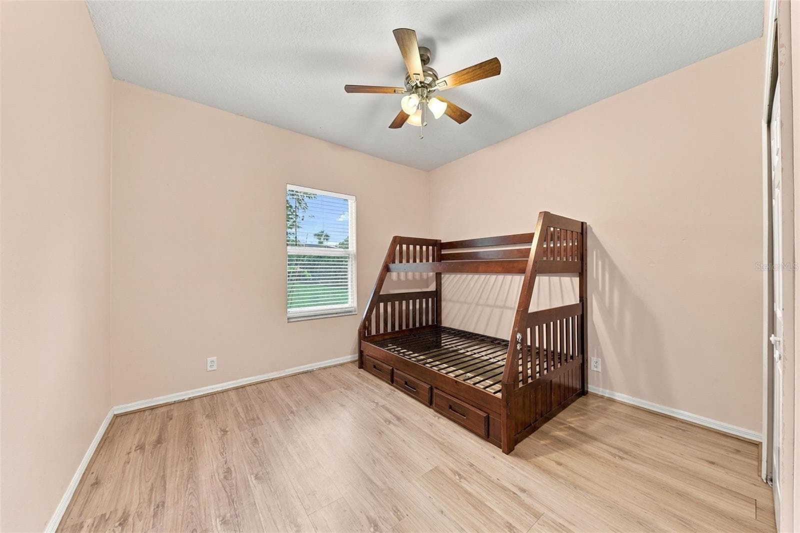 Single Family Residence at 39914 SUNBEAM WAY, LADY LAKE, photo 14 of 25