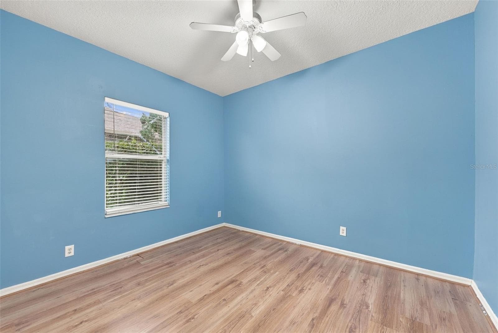 Single Family Residence at 39914 SUNBEAM WAY, LADY LAKE, photo 17 of 25