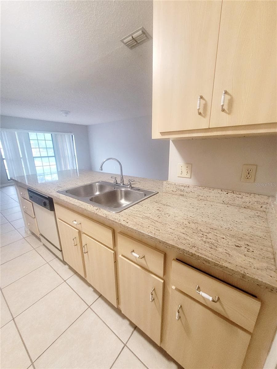 Villa at 1910 SW 34TH CT, OCALA, photo 5 of 18