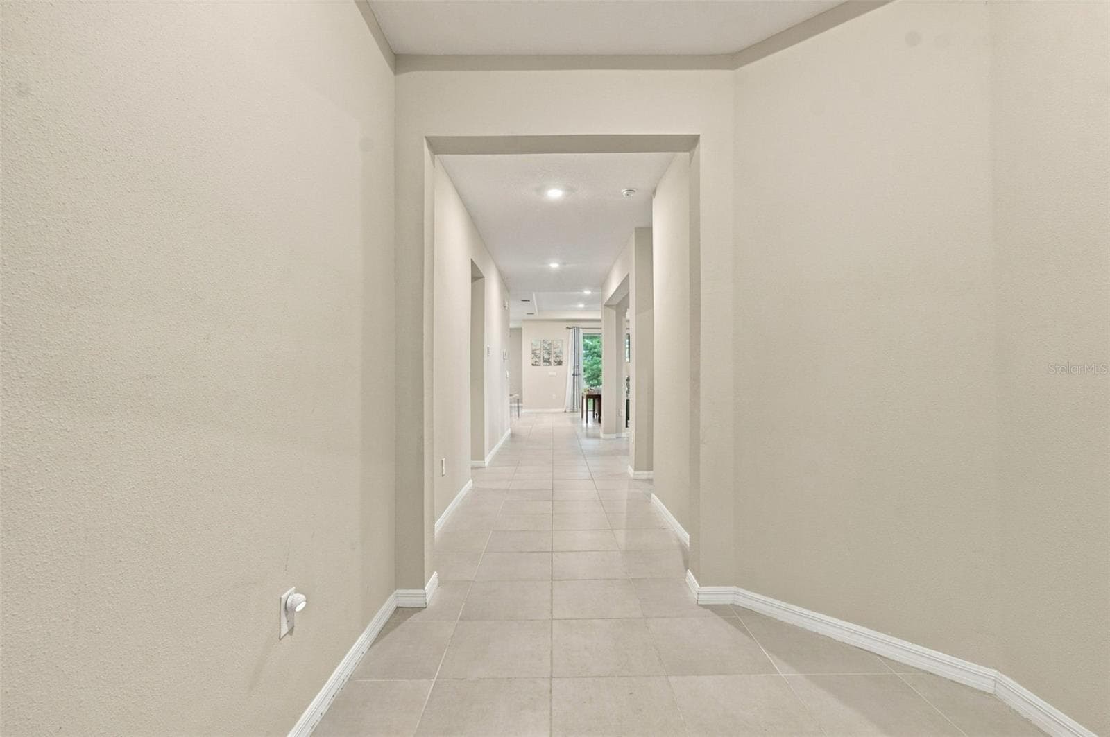 Walking in the front door - 32337 CONCHSHELL SAIL ST, WESLEY CHAPEL