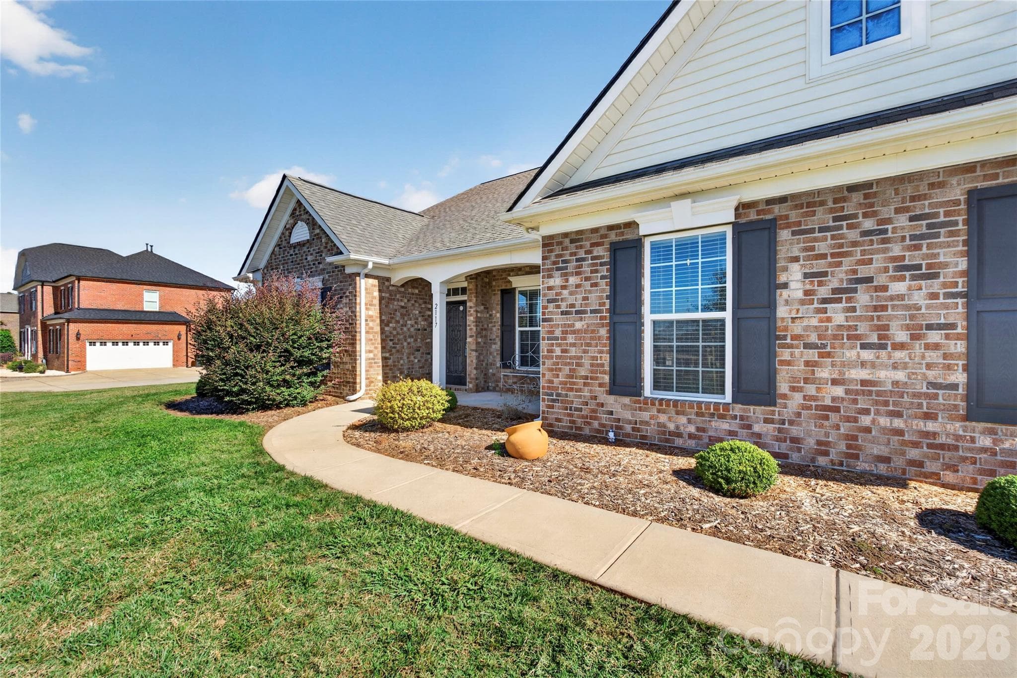 Single Family Residence at 2117 Belle Regal Circle, Rock Hill, photo 9 of 48