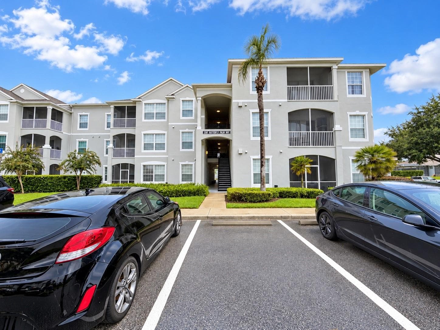 2307 BUTTERFLY PALM WAY #302