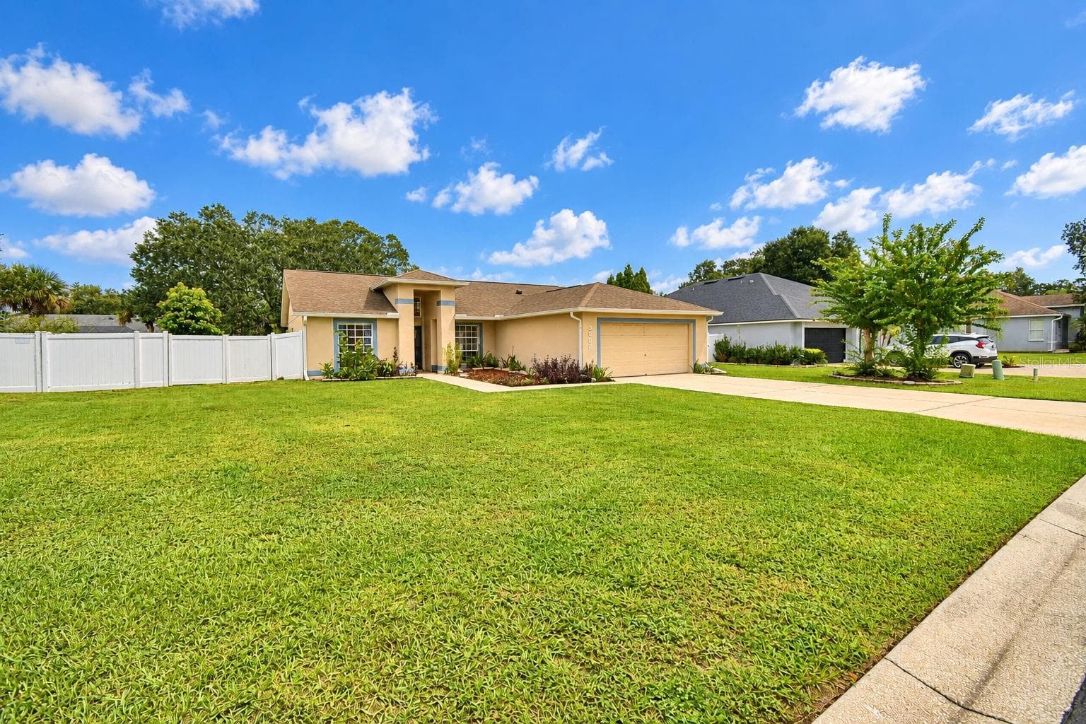 Single Family Residence at 3603 LISMORE DR, LAKELAND, photo 2 of 63
