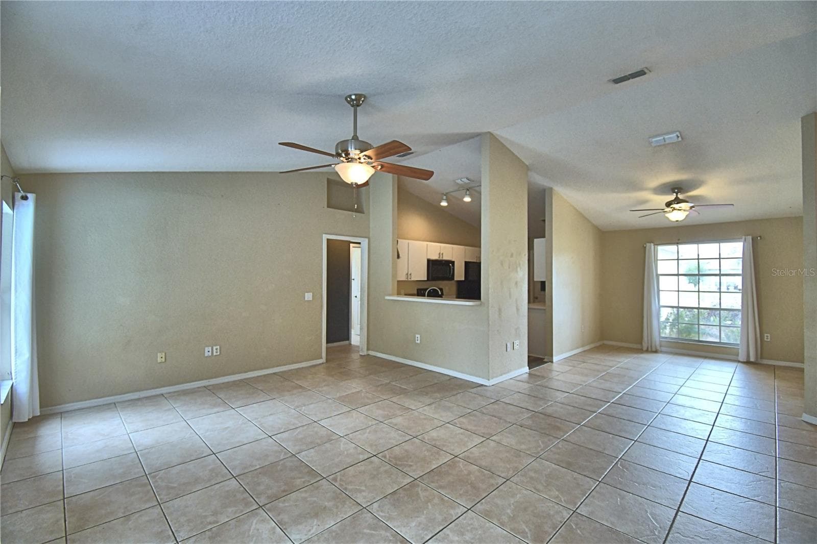 Single Family Residence at 3603 LISMORE DR, LAKELAND, photo 14 of 63