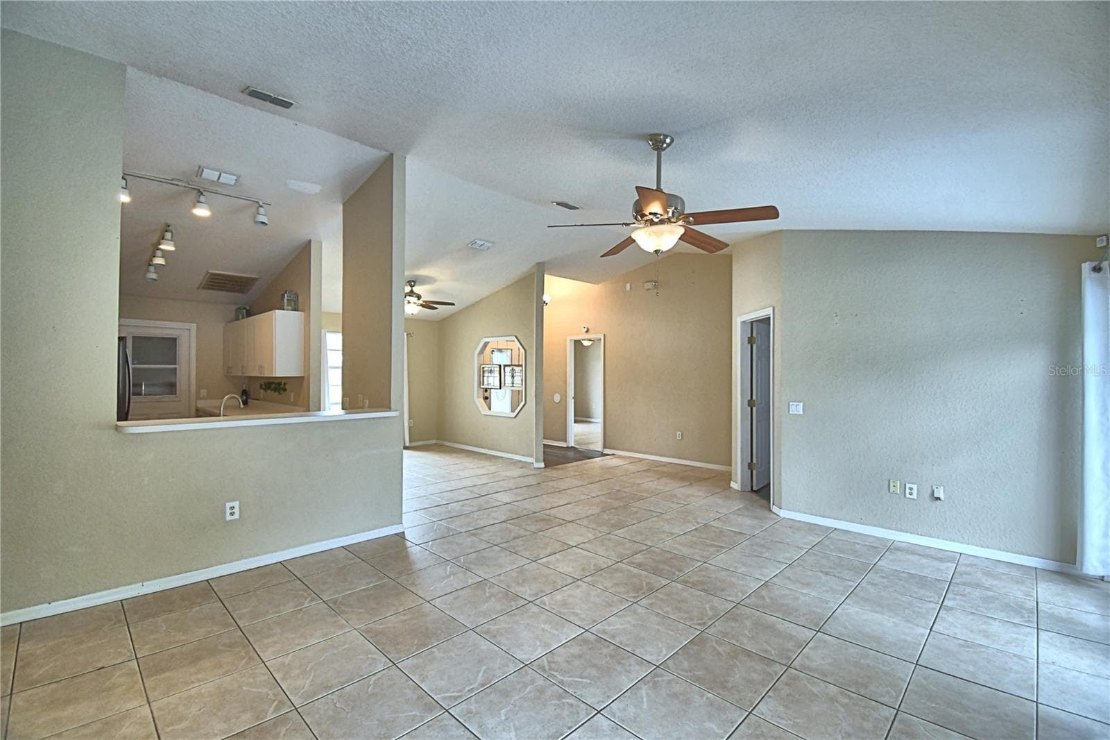 Single Family Residence at 3603 LISMORE DR, LAKELAND, photo 15 of 63