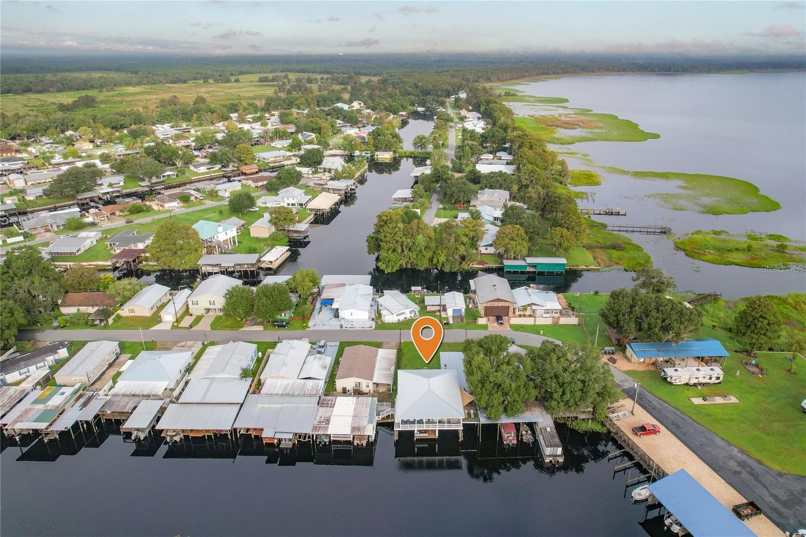 30 second ride to the lake - 166 CATFISH ST, HAINES CITY