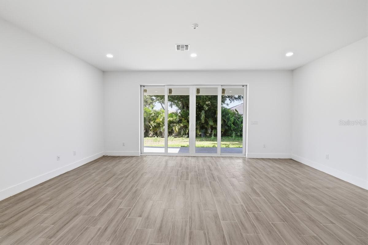 Single Family Residence at 136 LOMAS RD, ROTONDA WEST, photo 6 of 16