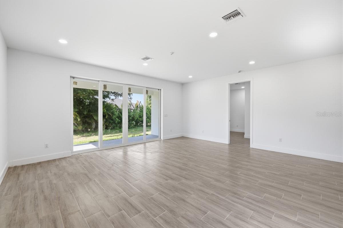 Single Family Residence at 136 LOMAS RD, ROTONDA WEST, photo 9 of 16