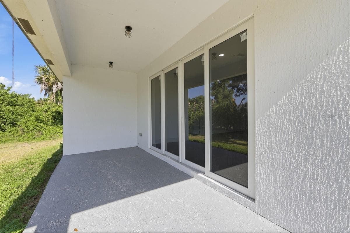 Single Family Residence at 136 LOMAS RD, ROTONDA WEST, photo 13 of 16