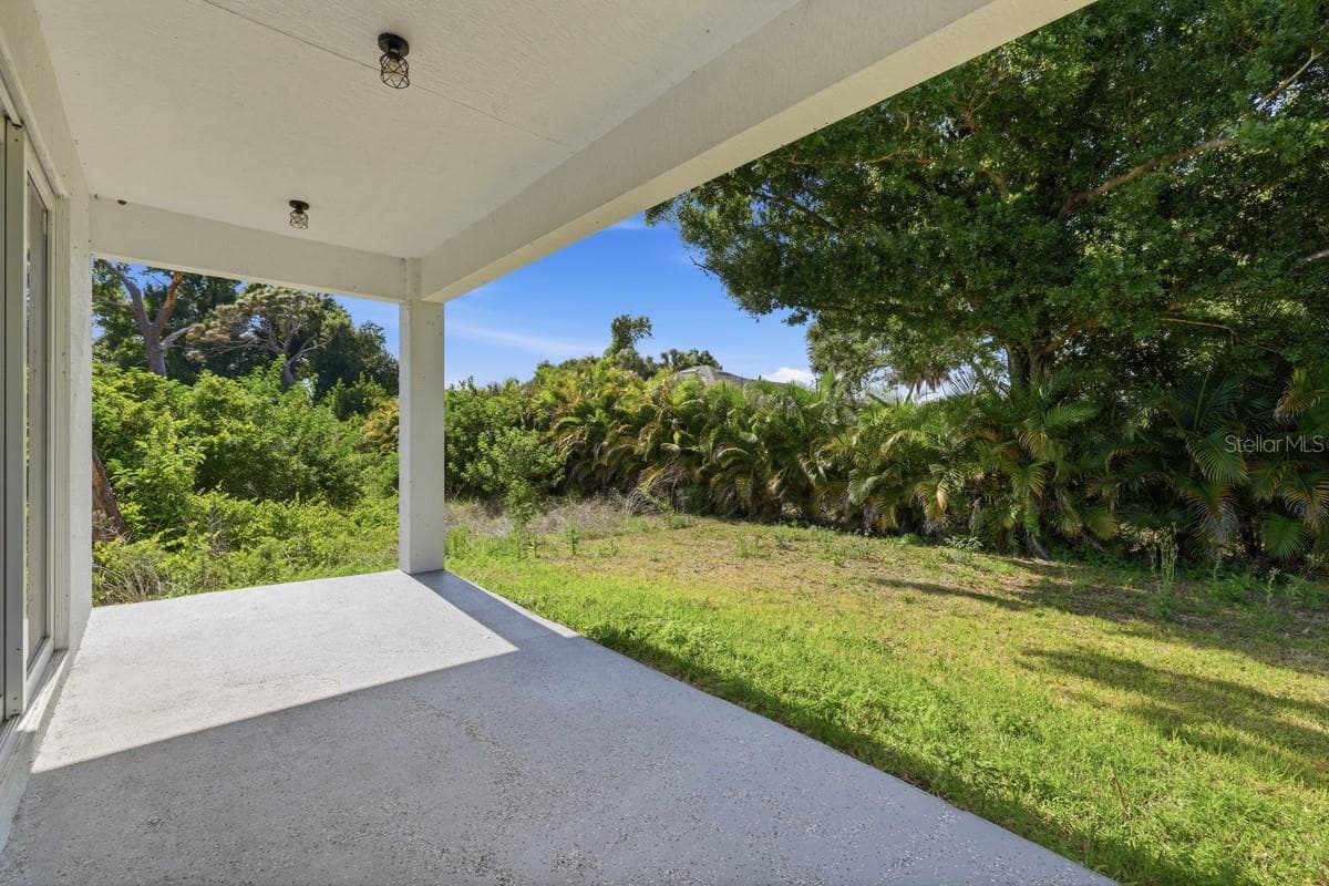 Single Family Residence at 136 LOMAS RD, ROTONDA WEST, photo 15 of 16