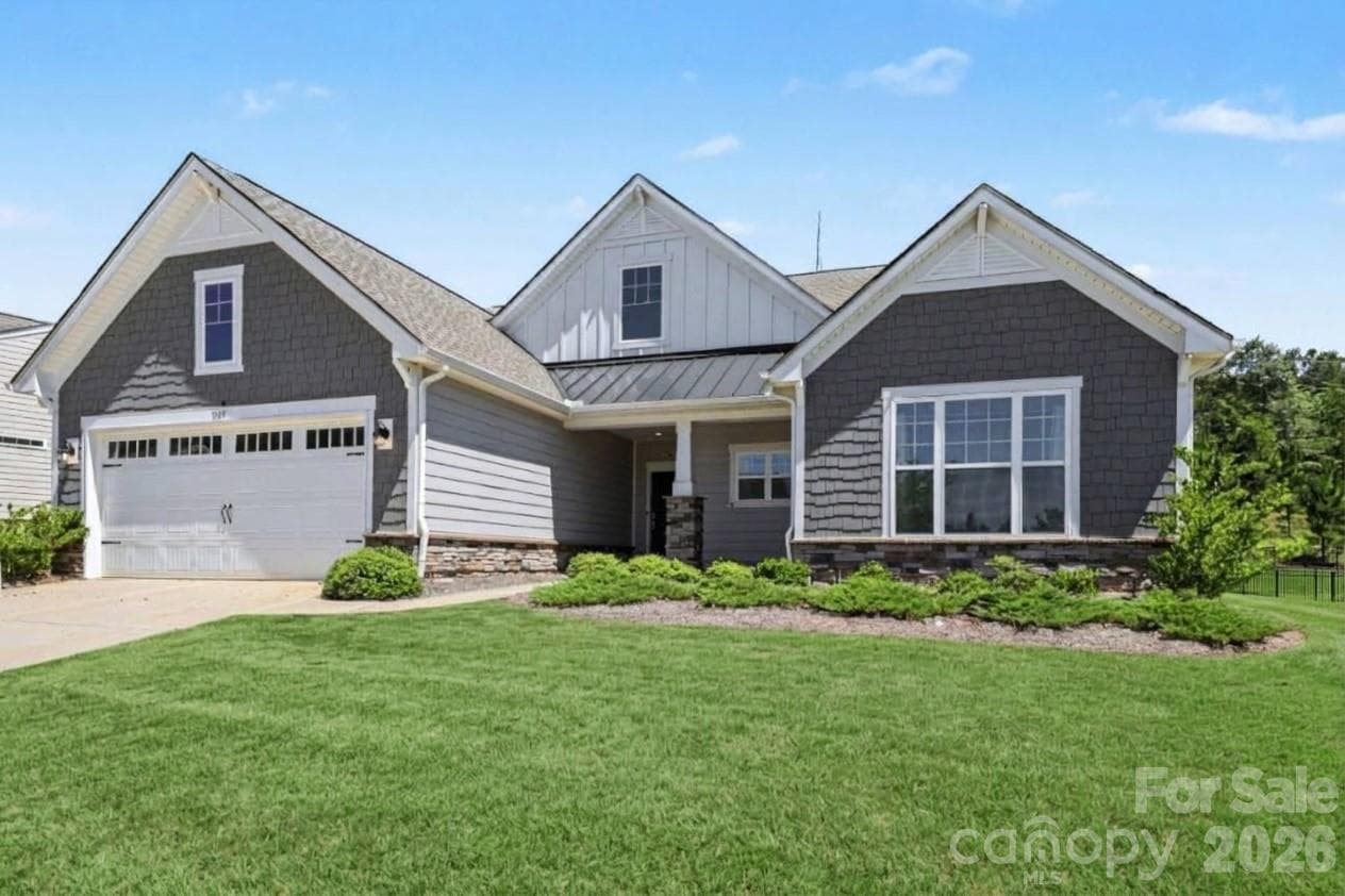 Single Family Residence at Mount Holly, photo 18 of 47