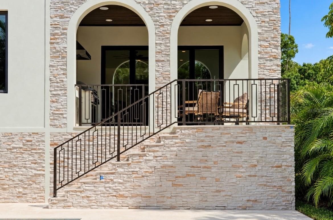 Single Family Residence at 502 E DAVIS BLVD, TAMPA, photo 60 of 80
