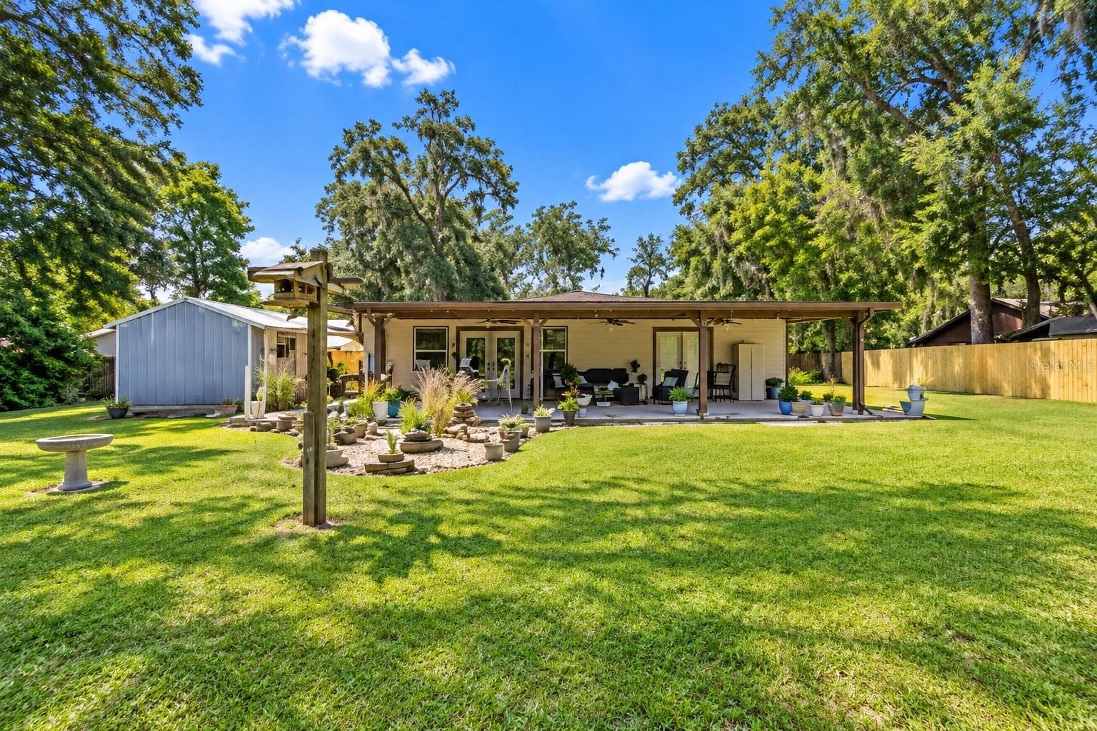 BACKYARD - 1555 ROWE LN, DELAND
