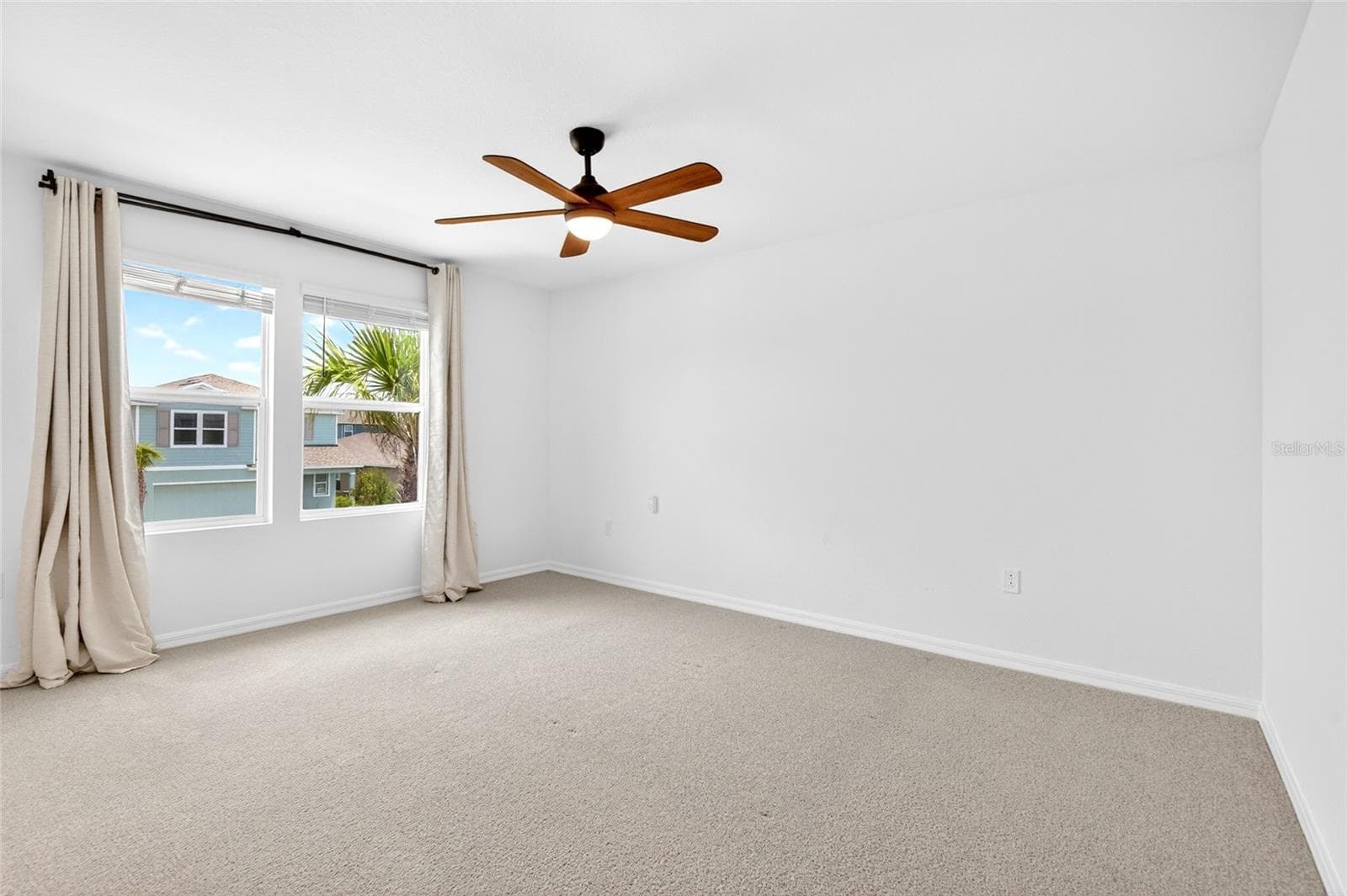 Single Family Residence at 3809 AMBERSWEET XING, PARRISH, photo 25 of 54