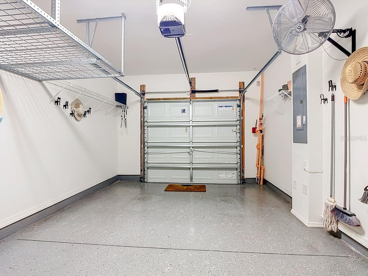 car Garage - 4800 RIVERWALK DR, ST CLOUD