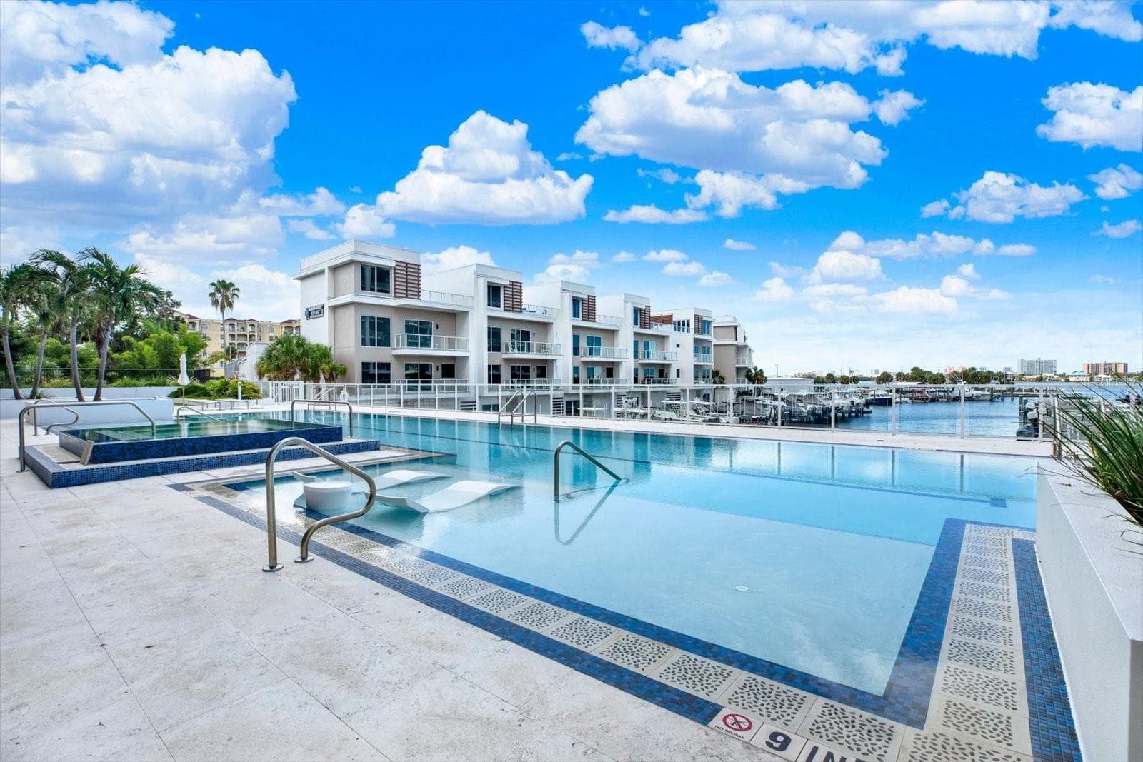 Condominium at 900 N OSCEOLA AVENUE AVE #401, CLEARWATER, photo 13 of 50