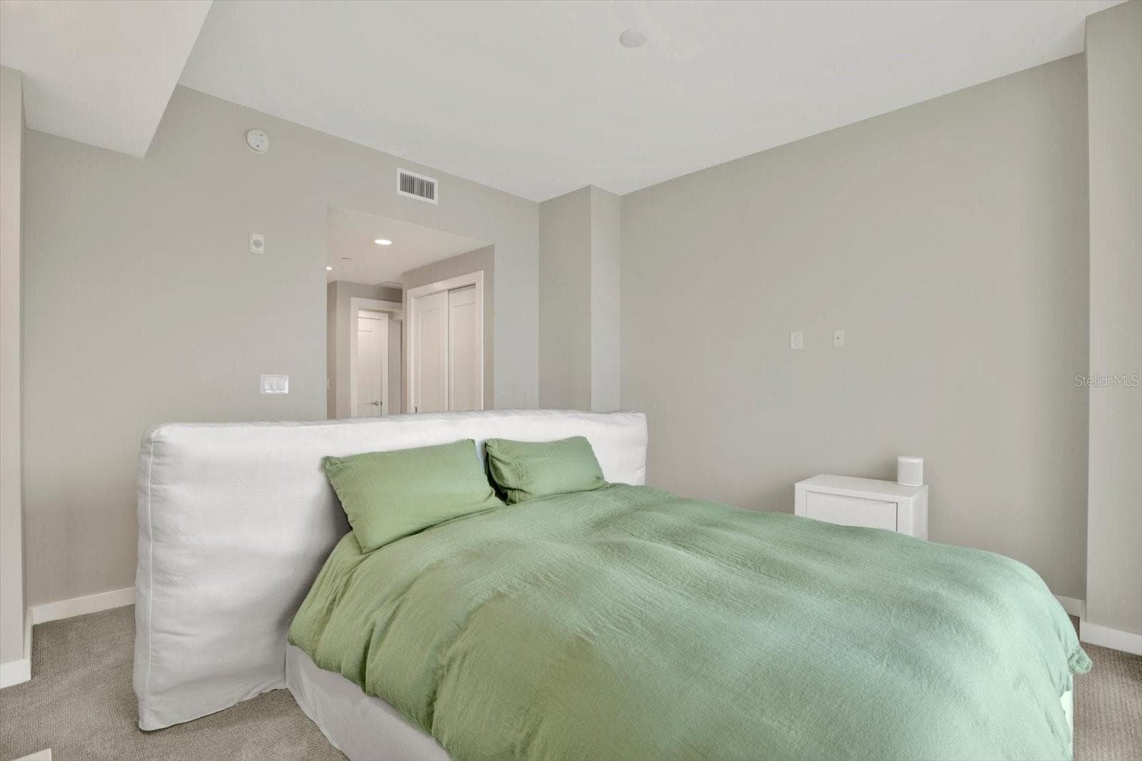 Condominium at 900 N OSCEOLA AVENUE AVE #401, CLEARWATER, photo 34 of 50