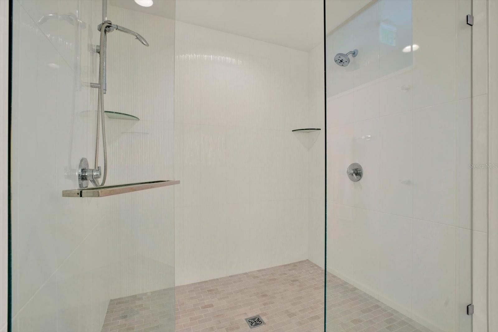 Condominium at 900 N OSCEOLA AVENUE AVE #401, CLEARWATER, photo 37 of 50