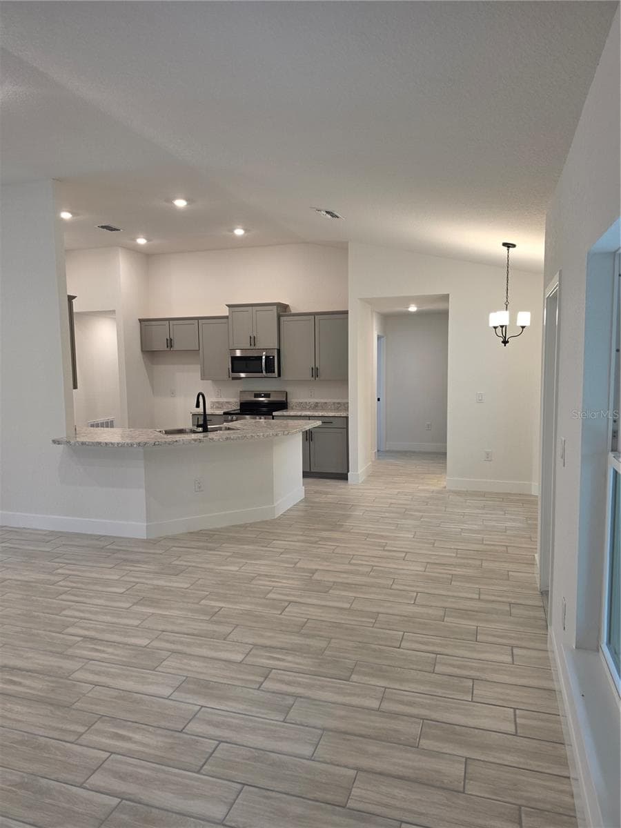 Single Family Residence at 12288 LANDFAIR ST, SPRING HILL, photo 5 of 14