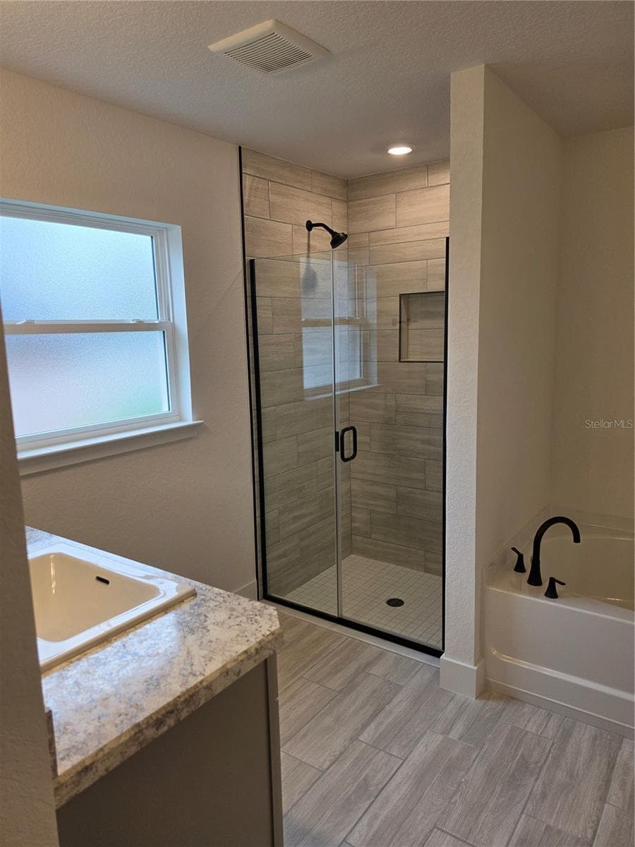 Single Family Residence at 12288 LANDFAIR ST, SPRING HILL, photo 11 of 14