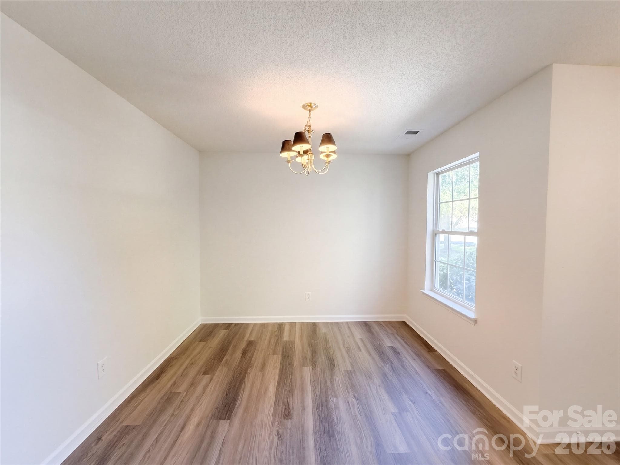 Single Family Residence at 10705 Azure Valley Place, Charlotte, photo 4 of 15