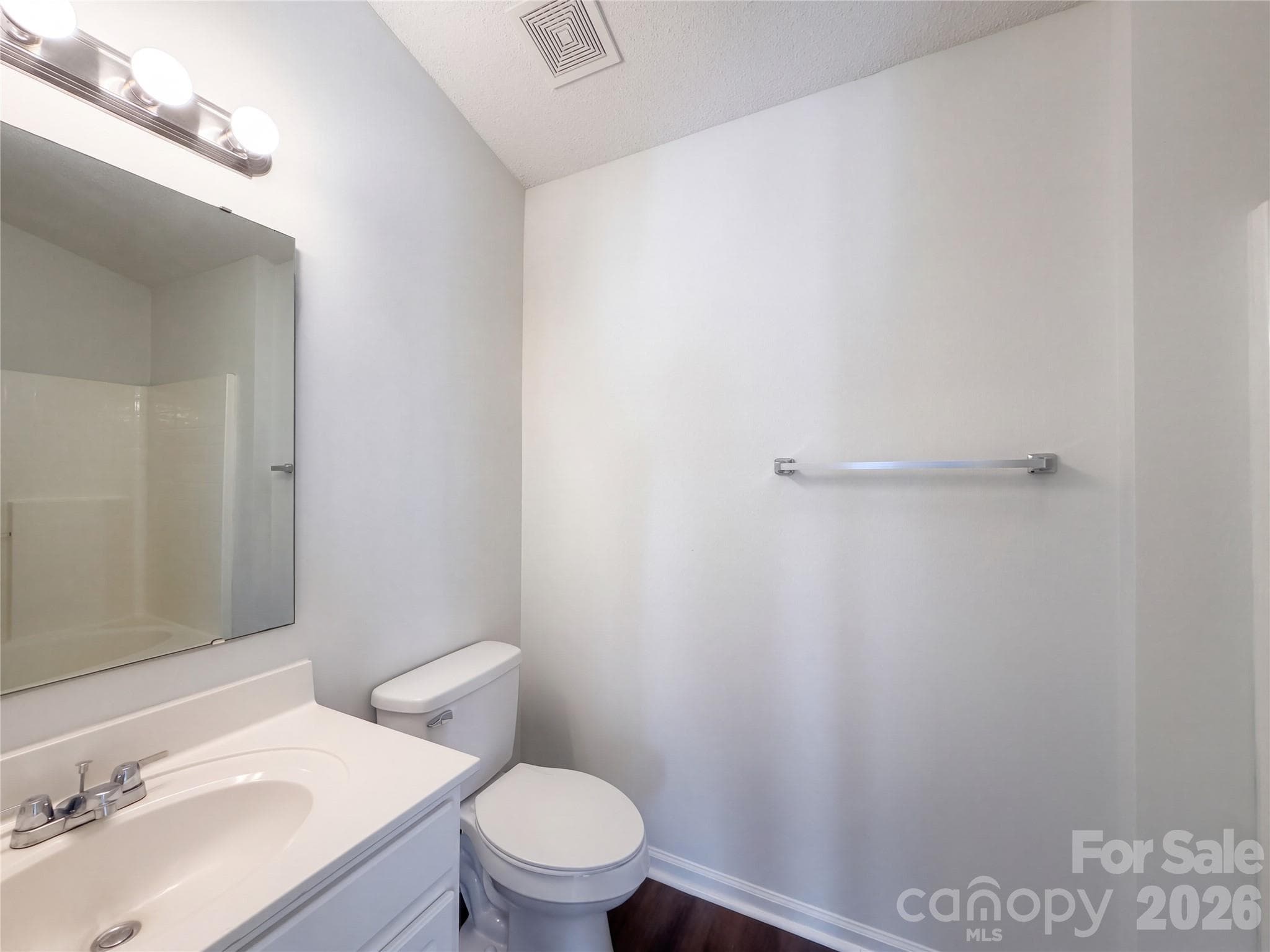 Single Family Residence at 10705 Azure Valley Place, Charlotte, photo 9 of 15