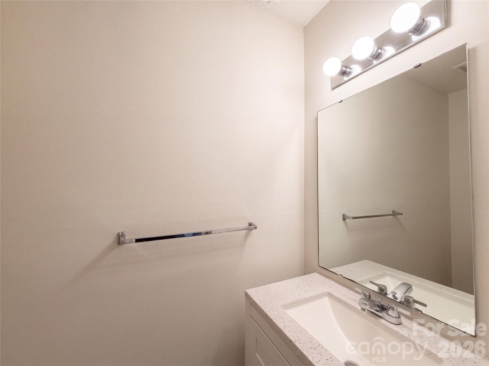 Single Family Residence at 10705 Azure Valley Place, Charlotte, photo 12 of 15