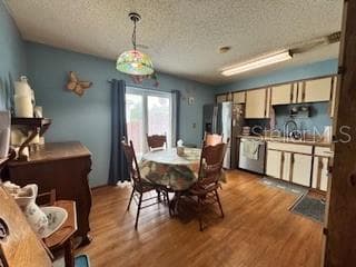 kitchen/dining room - 910 BIG TREE RD #7-2, SOUTH DAYTONA