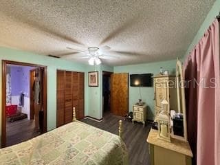 Primary bedroom - 910 BIG TREE RD #7-2, SOUTH DAYTONA