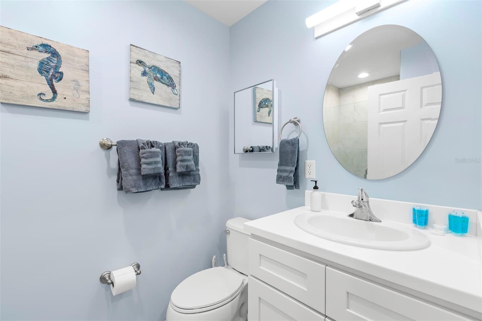 Condo - Hotel at 13101 GULF BLVD #1302, MADEIRA BEACH, photo 25 of 41