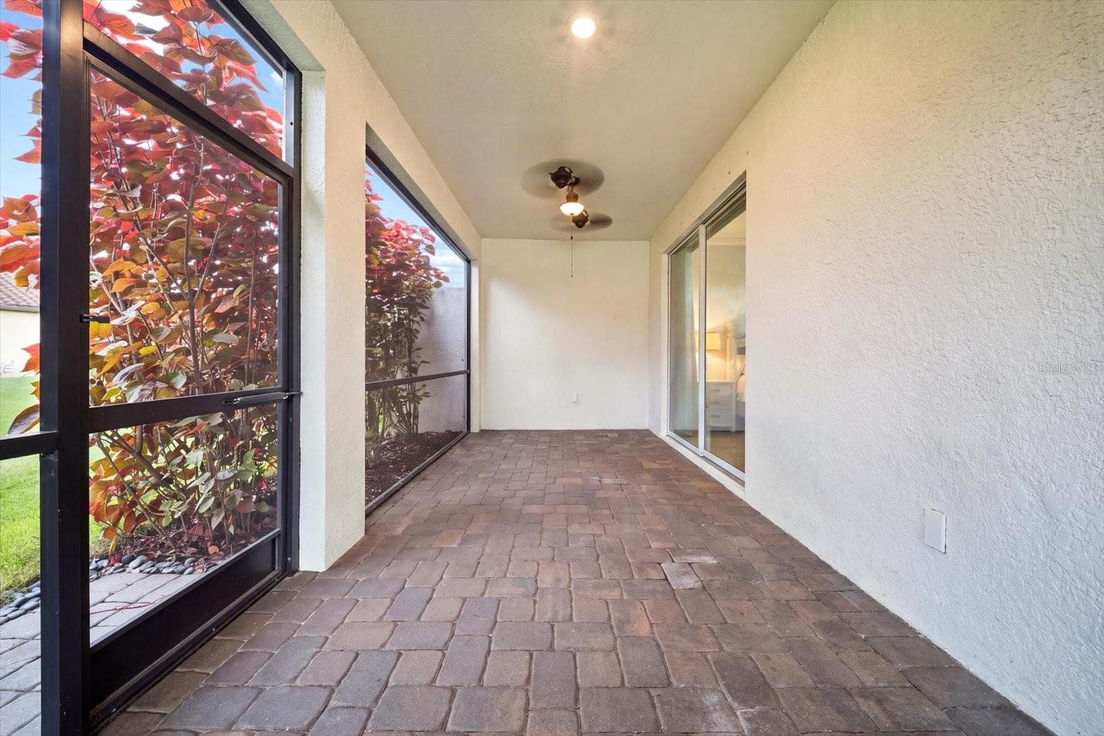 PRIVATE LANAI - 2324 SPRINGHAVEN LN, LAKEWOOD RANCH