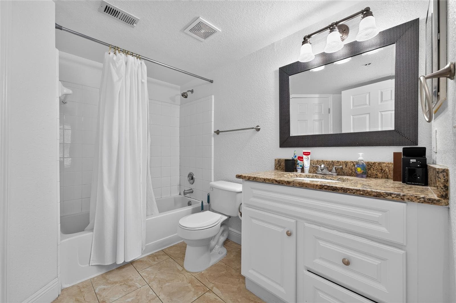 Condominium at 2218 GRAND CAYMAN CT #1335, KISSIMMEE, photo 23 of 42