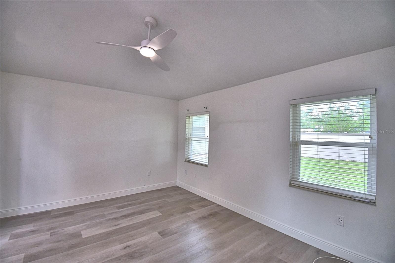 Single Family Residence at 106 HARBOR WAY, AUBURNDALE, photo 17 of 47