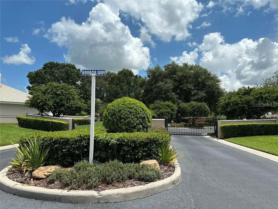 Single Family Residence at 106 HARBOR WAY, AUBURNDALE, photo 43 of 47
